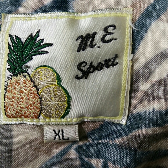 M. E. Sport Button down shirt size XL - Picture 3 of 7
